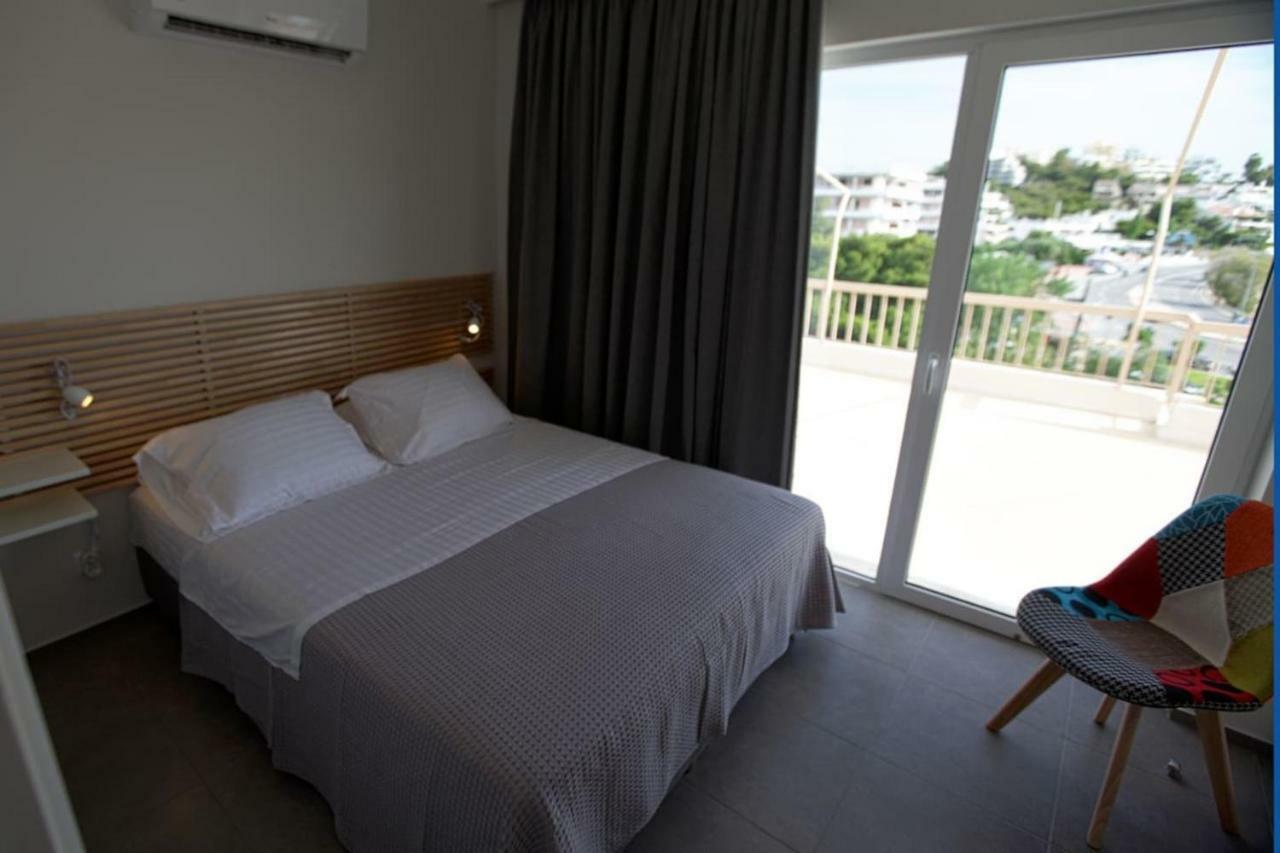 Seaside Renovated Top Floor Apartment Saronida 외부 사진